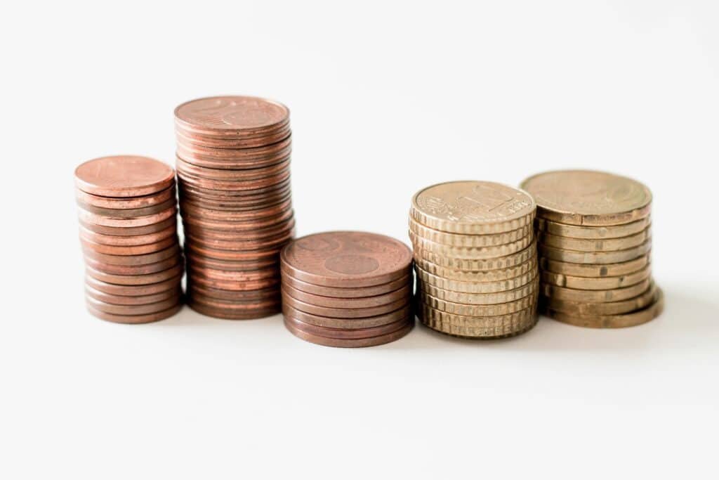 Coins and finance notes representing shareholder distributions
